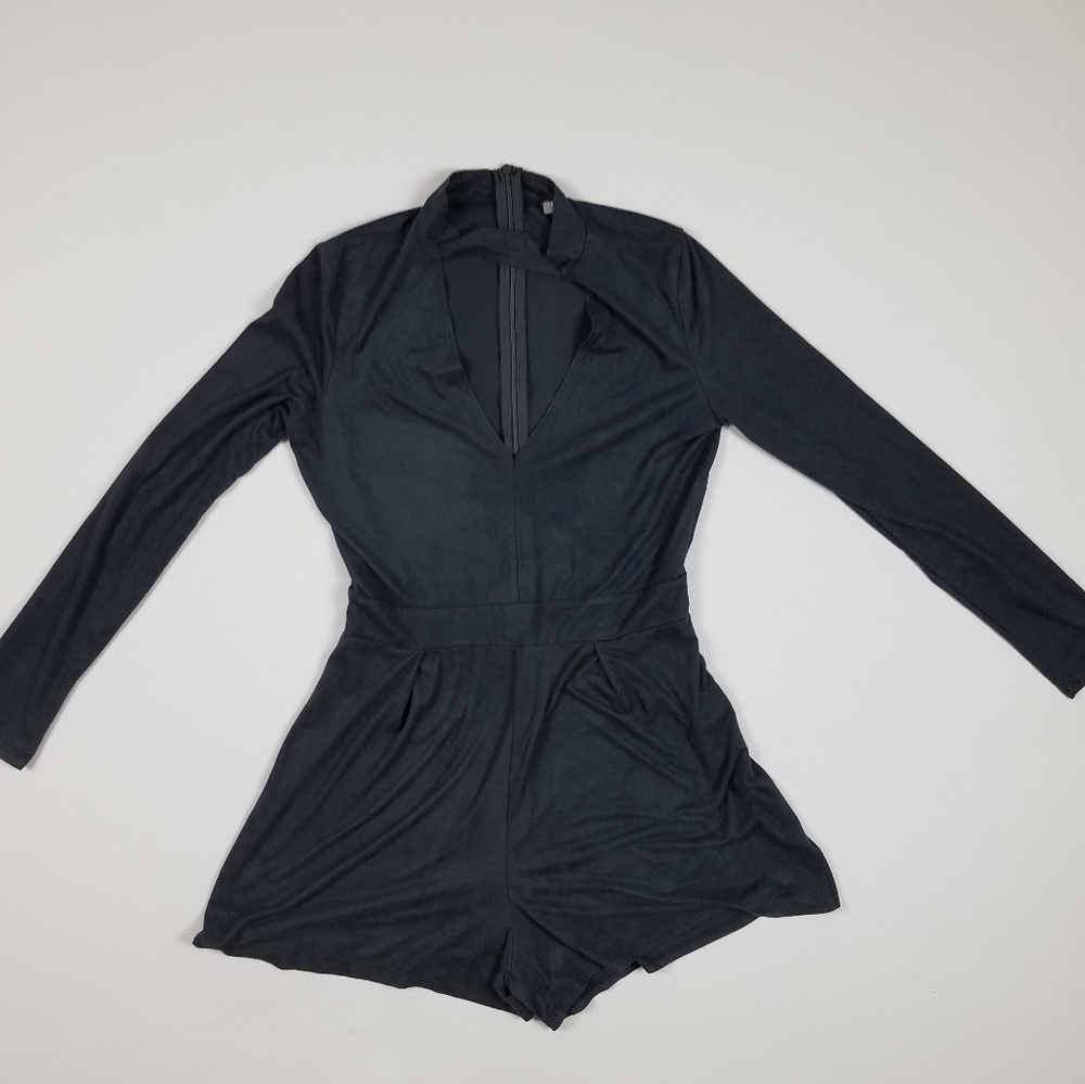One Piece Womens Romper Im Great Condition Size M